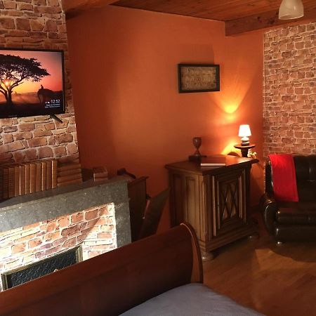 Casa Du Bassin Bed & Breakfast Castelnaudary Bagian luar foto