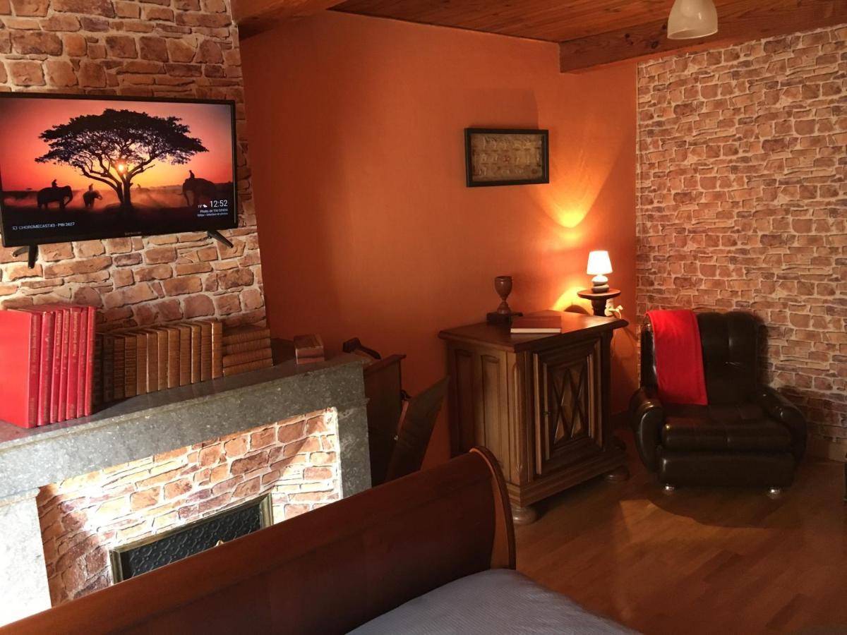 Casa Du Bassin Bed & Breakfast Castelnaudary Bagian luar foto