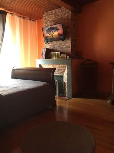 Casa Du Bassin Bed & Breakfast Castelnaudary Bagian luar foto