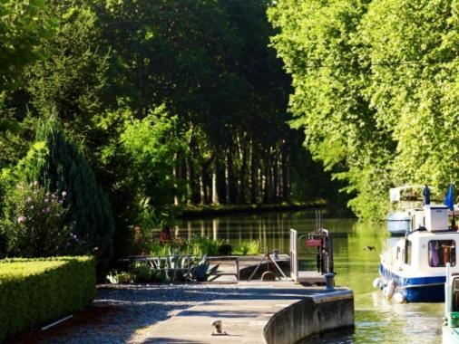 Casa Du Bassin Bed & Breakfast Castelnaudary Bagian luar foto